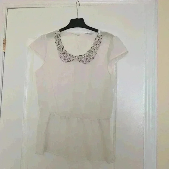 Reitmans size Small off white shirt with embellished collar blue and white pearl - Picture 2 of 8